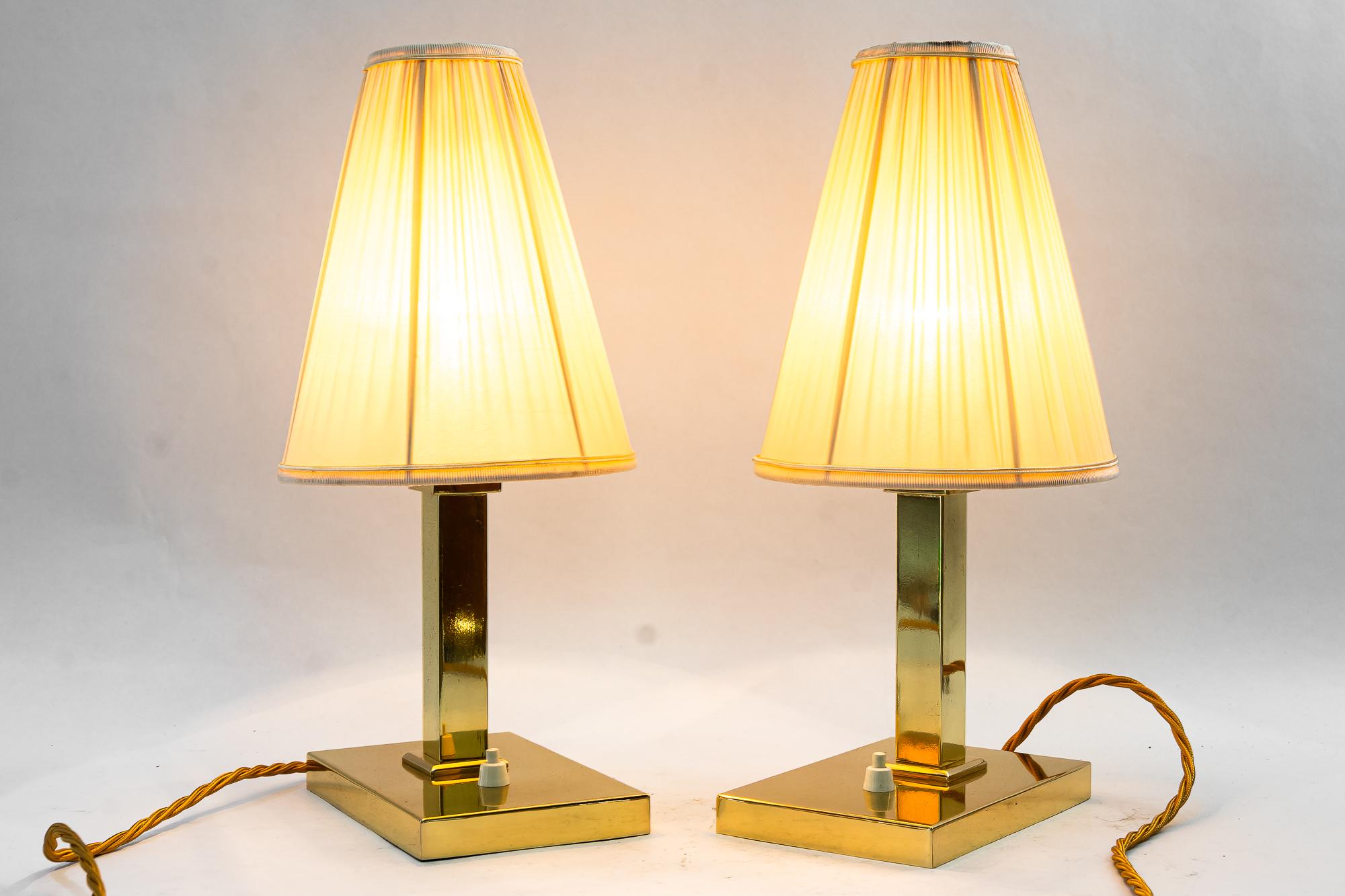 2 lampade da tavolo Art Deco con paralumi in tessuto vienna 1920 circa in vendita 1