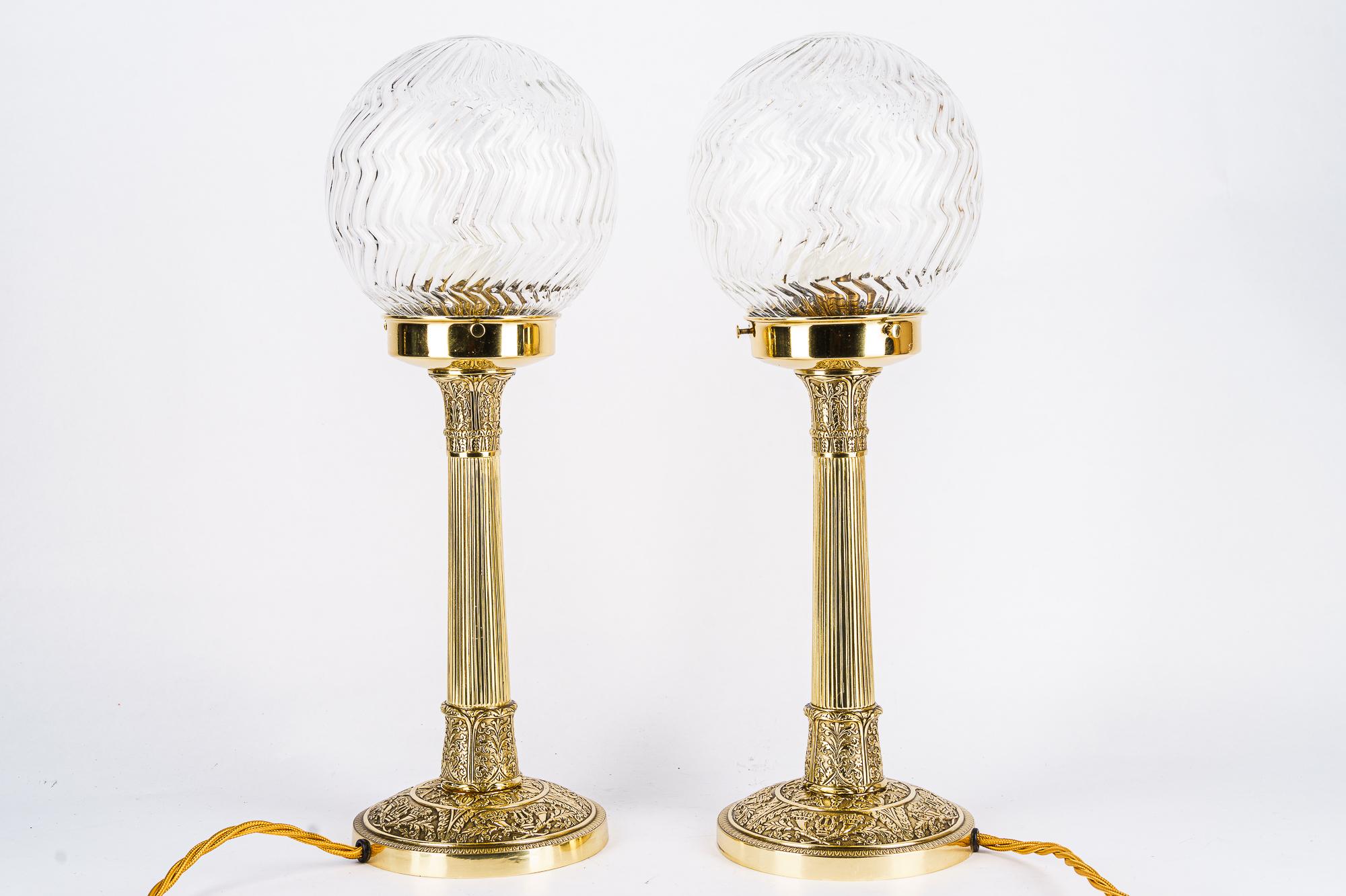 2 Art Deco Table lamps with glass shades vienna around 1920s
Brass polished and stove enameled
Original antique glass shades