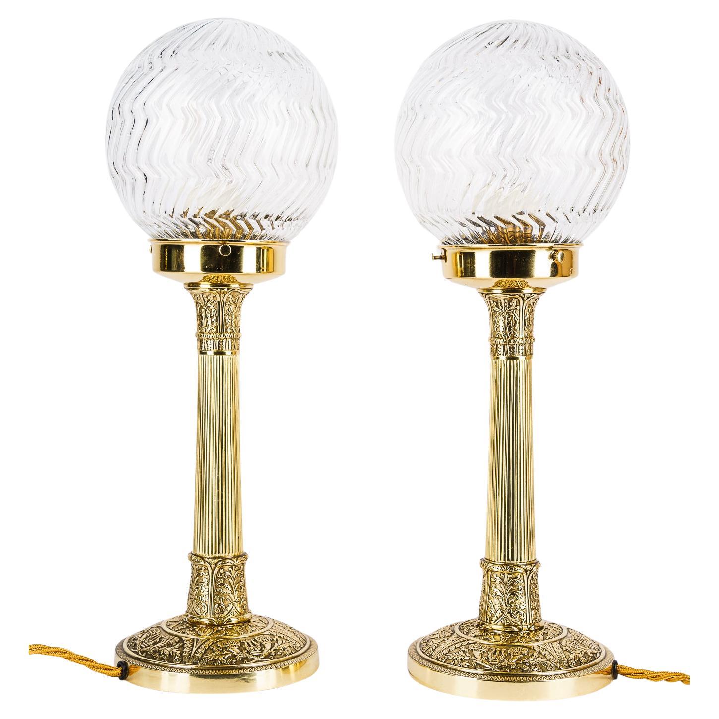 2 lampes de bureau Art Déco avec abat-jour en verre viennoise des années 1920