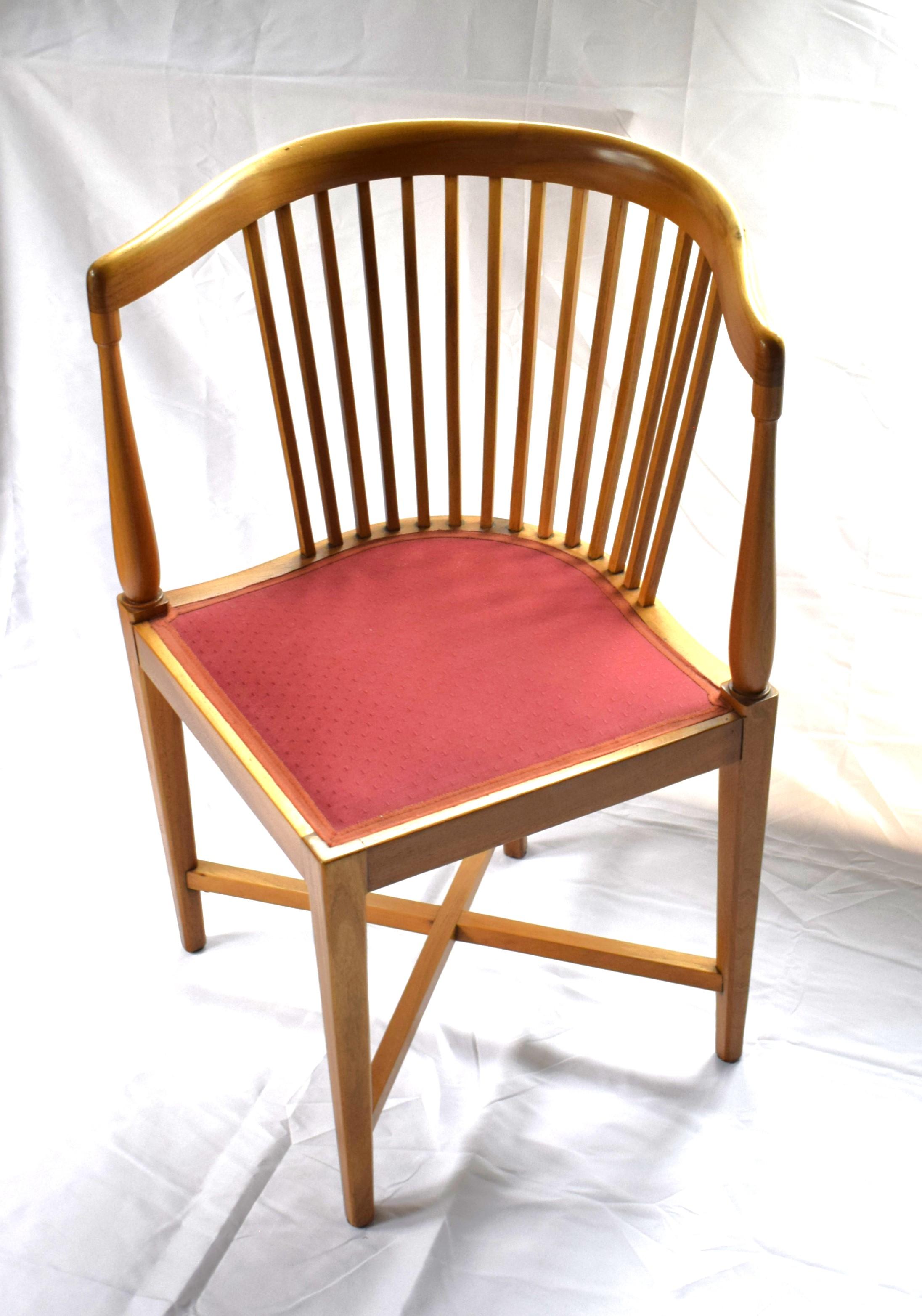 2 Art Nouveau corner chairs, designed by J.M.Olbrich / M. Niedermoser (Vienna, 1 In Good Condition For Sale In Purkersdorf, AT