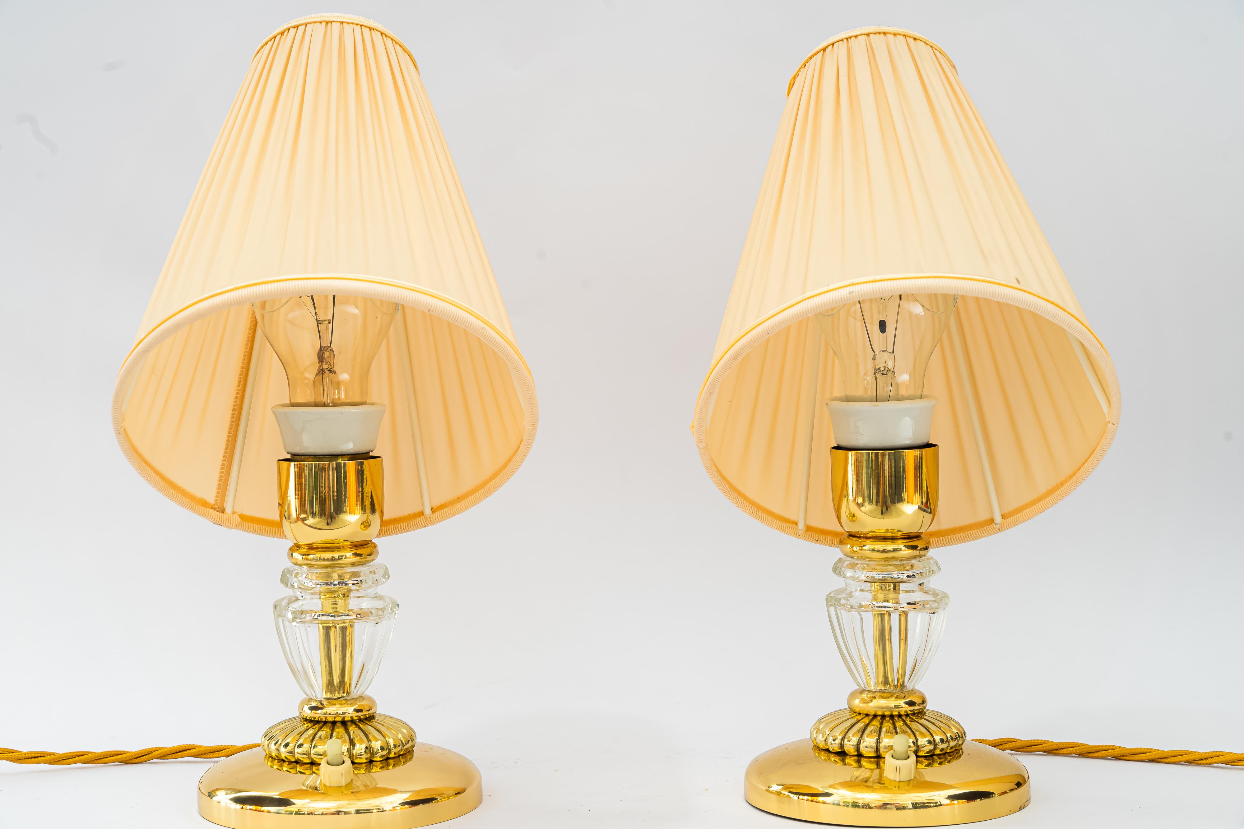 Laiton 2 lampes de table Bakalowits avec abat-jour en tissu vienne vers 1950 en vente