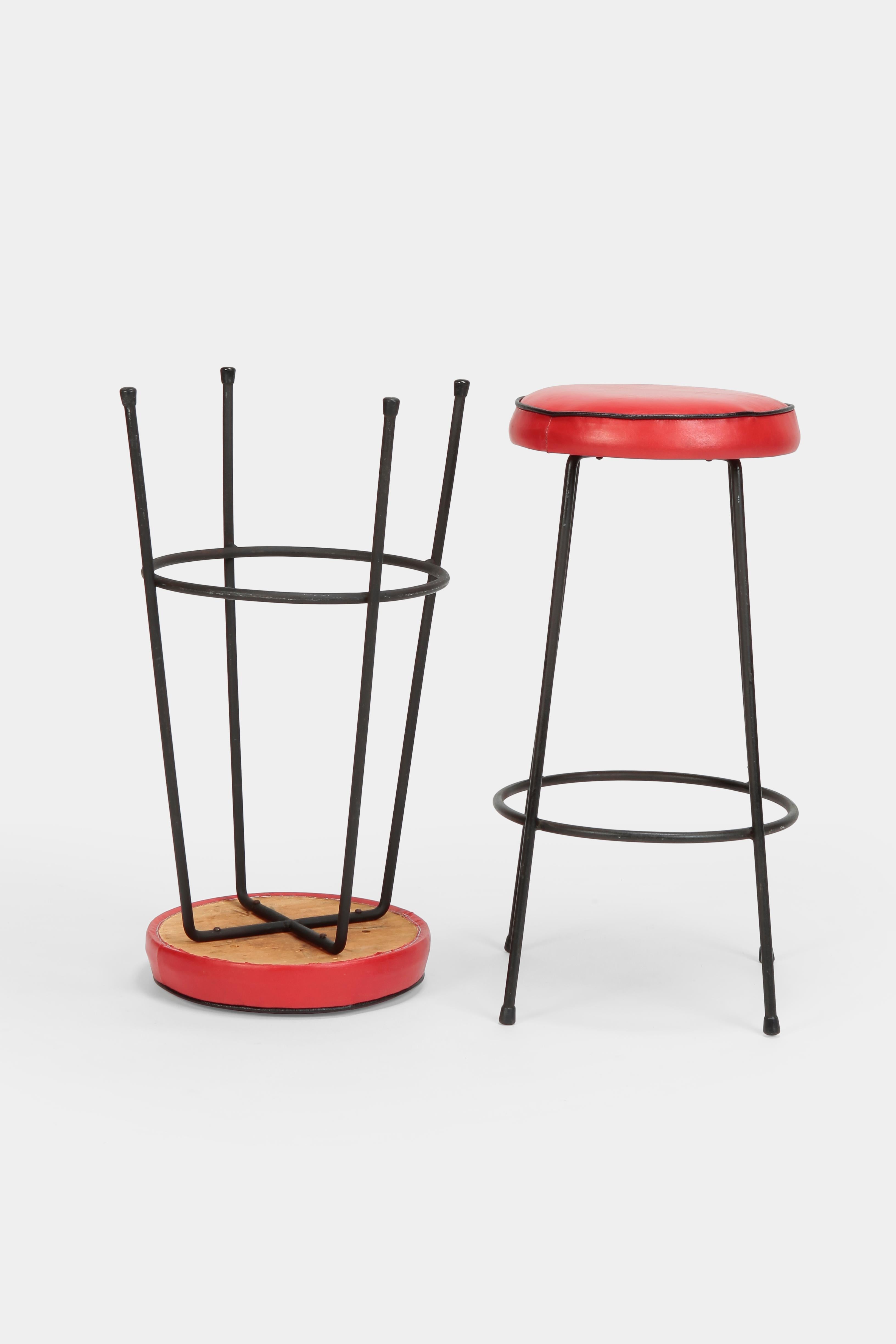 2 Bar Stools Red Leather Italy, 1950s In Good Condition In Basel, CH
