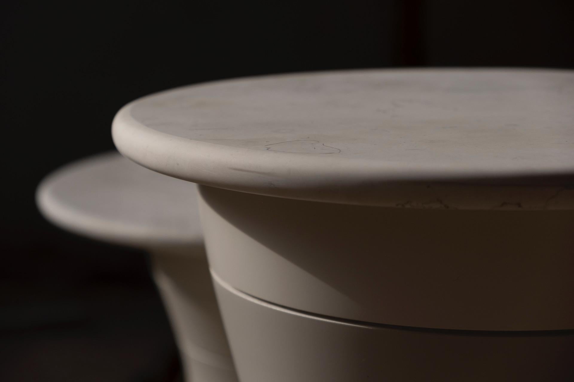 2 être 3 tables empilables, articles d'ISSKA en vente 2