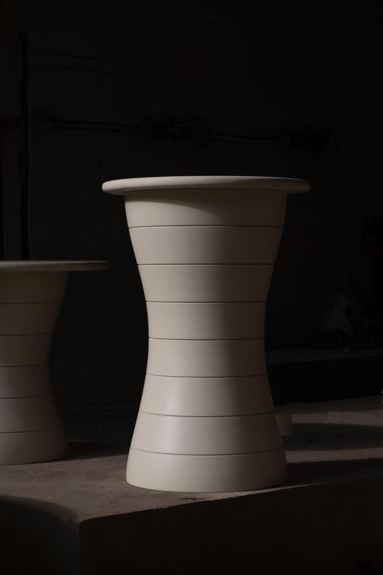 2 être 3 tables empilables, articles d'ISSKA en vente 4