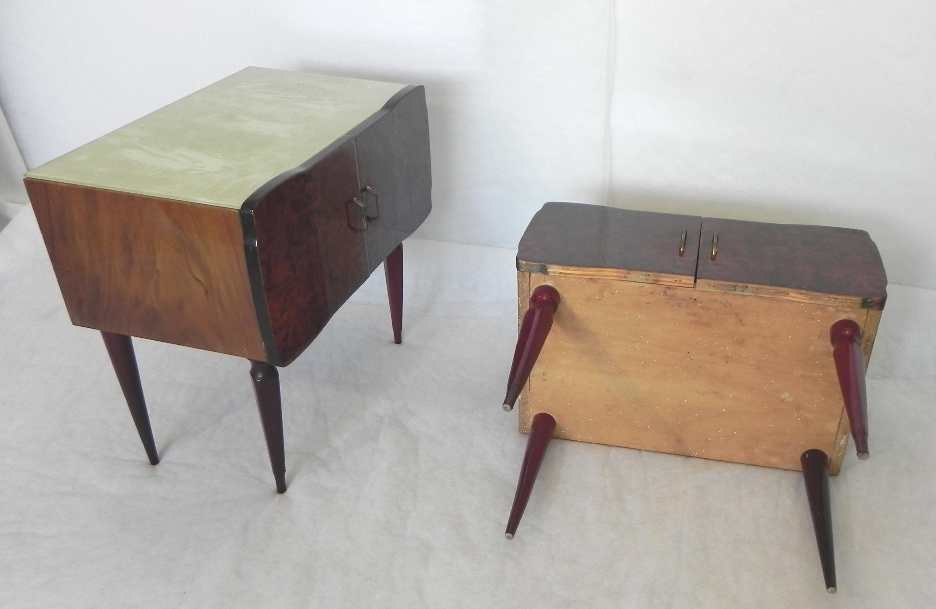 2 Bedside Table, in Radica Di Mogano, Anni 50 For Sale 3