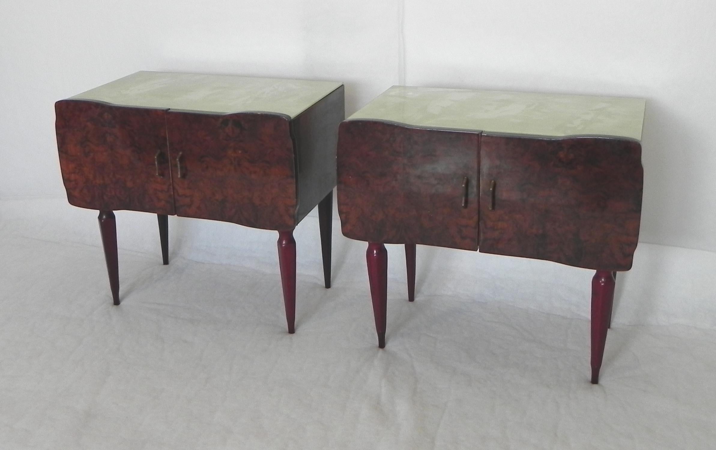 Mid-Century Modern 2 Bedside Table, in Radica Di Mogano, Anni 50 For Sale