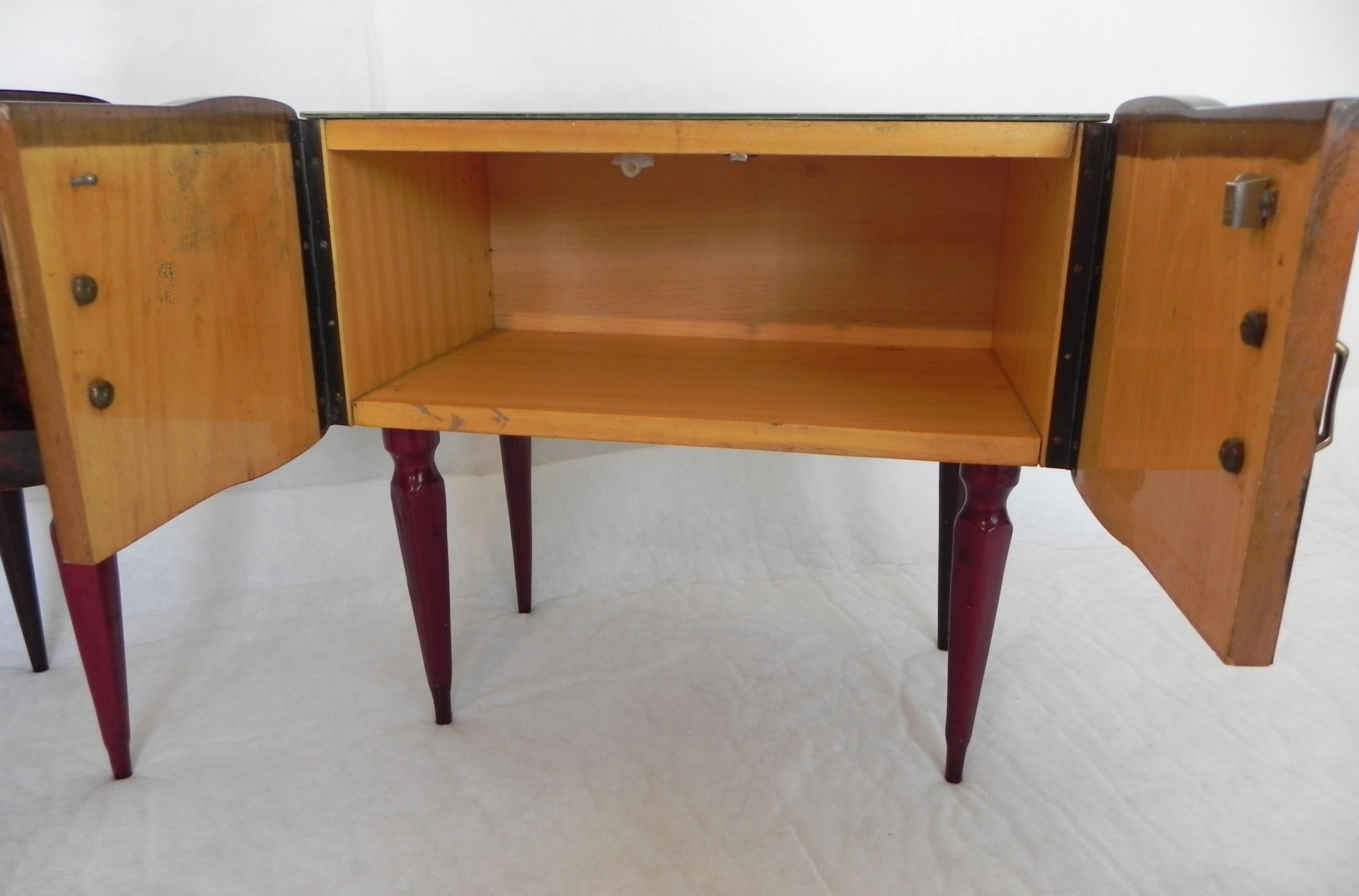 2 Bedside Table, in Radica Di Mogano, Anni 50 For Sale 1