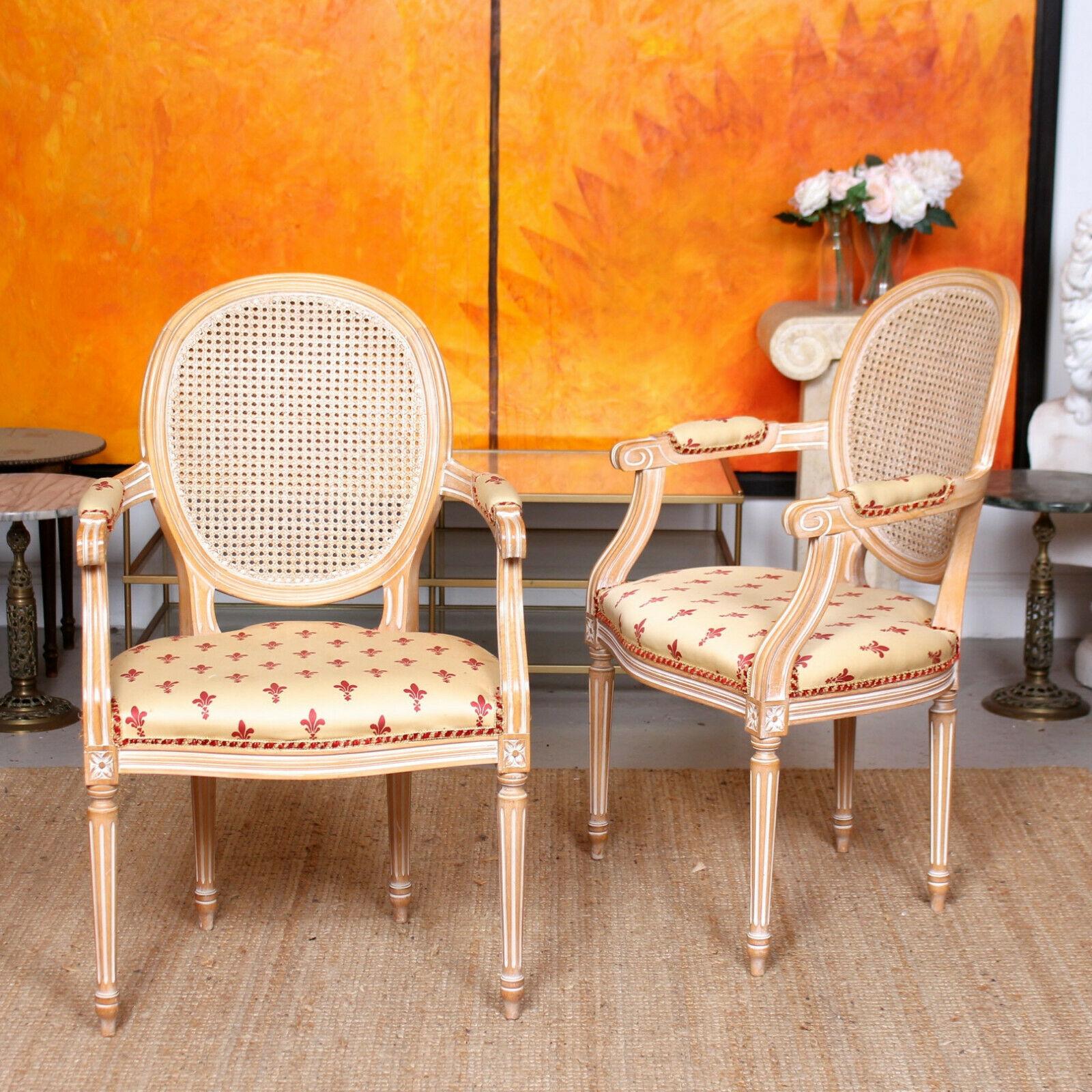 An impressive pair of French well carved limed bergère armchairs.
Offered in good condition. Structurally sound and bergère very good.
France, 20th century.