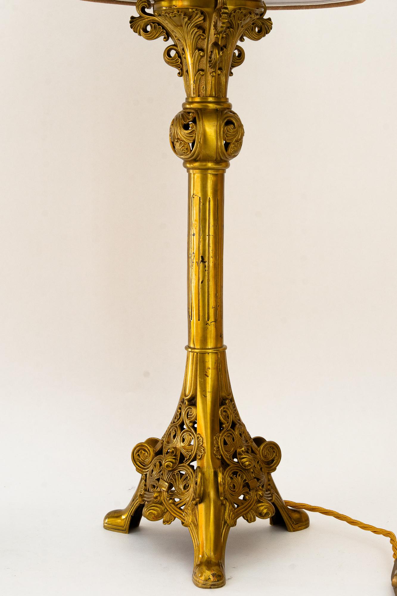 2  big Historistic table lamps with fabric shades around 1890s In Good Condition For Sale In Wien, AT