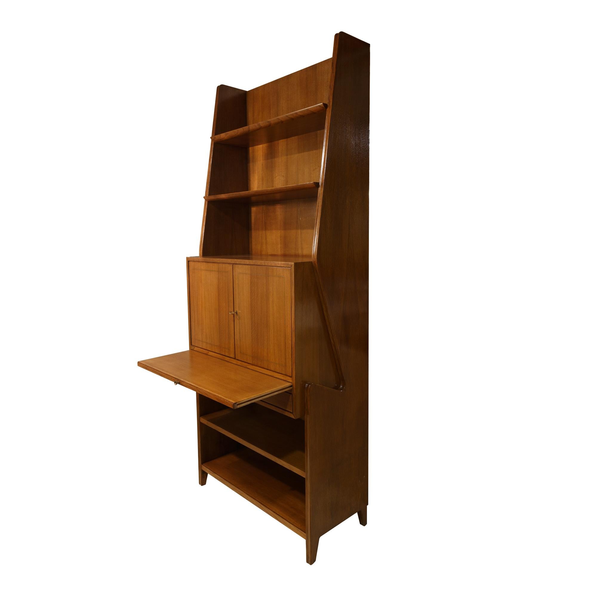 2 Bookcases Mid-Century Modern in Gio Ponti Style 1950s Italy 2