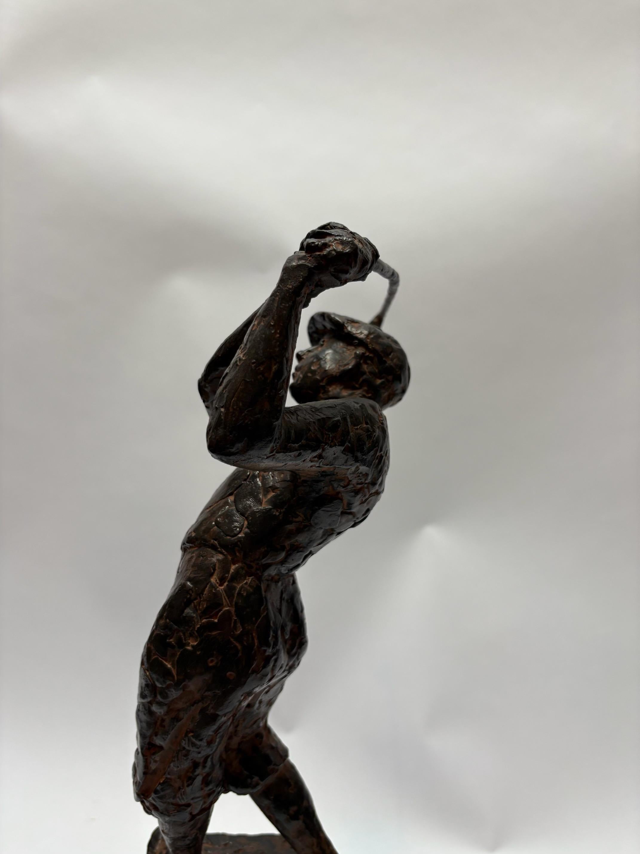 2 sculture in bronzo raffiguranti giocatori di golf firmate da Charles Dumernit in vendita 6