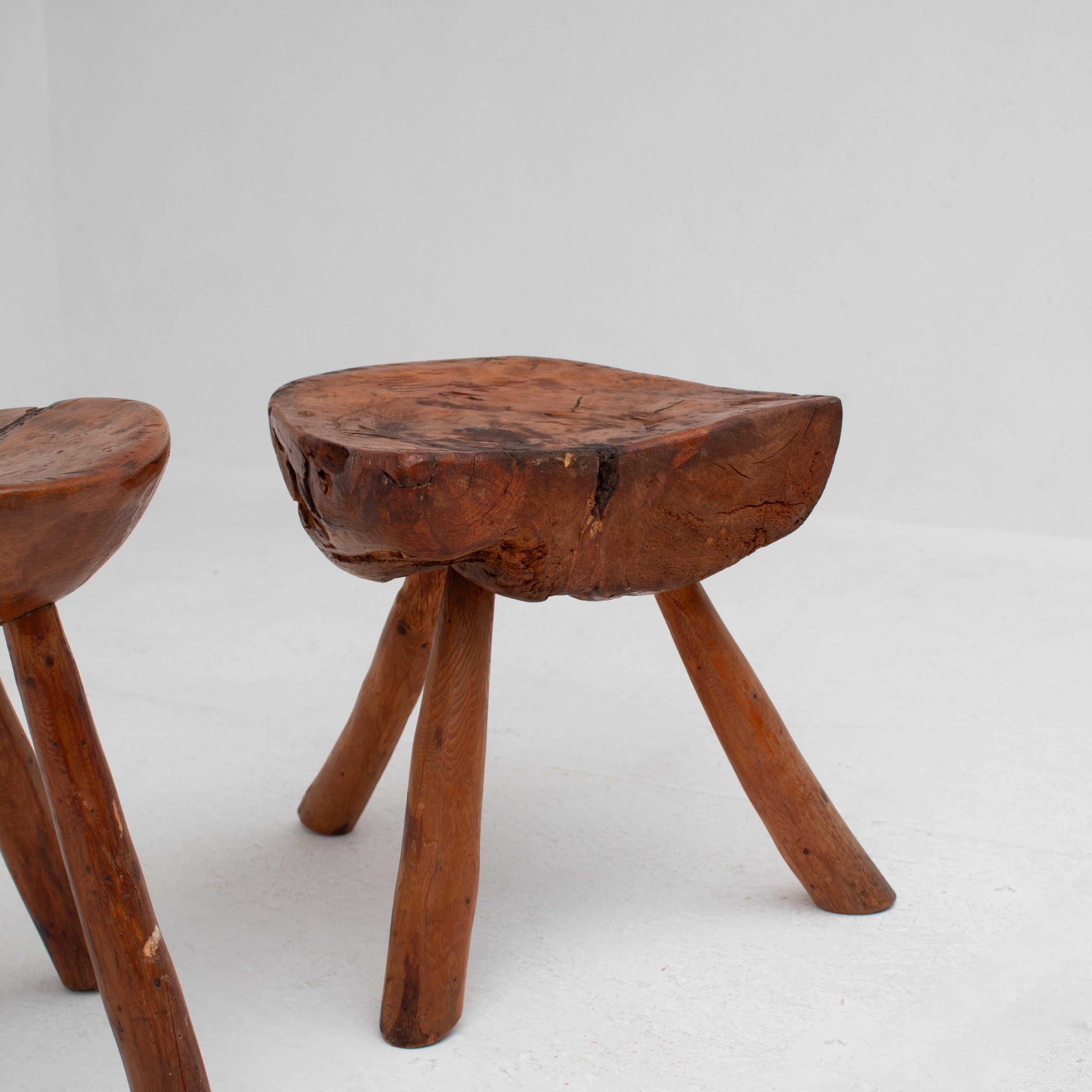 2 Brutalistische Hocker im Zustand „Gut“ im Angebot in Antwerpen, BE