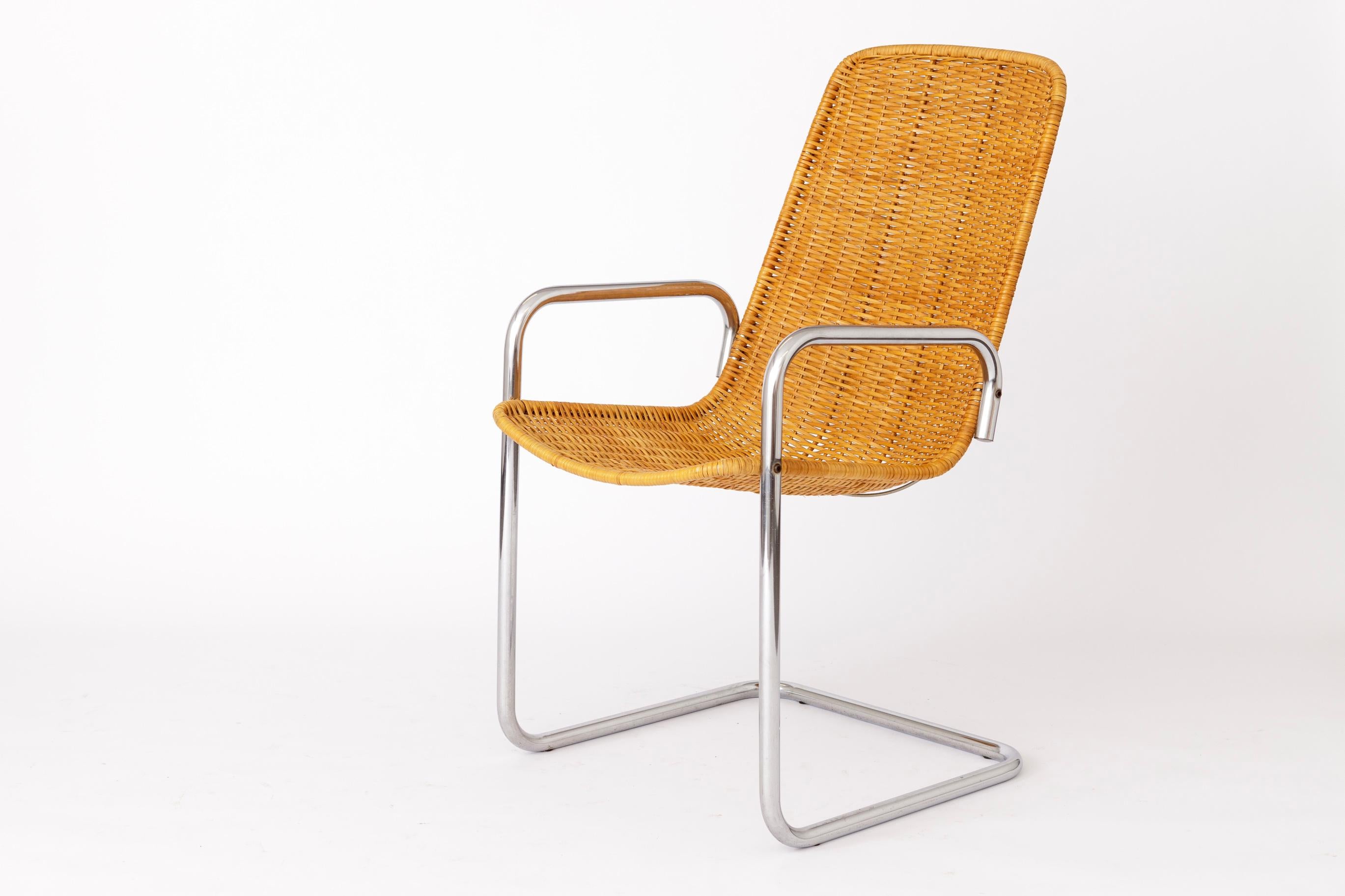 2 freitragende Stühle 1970er Jahre – Italien im Zustand „Hervorragend“ im Angebot in Hannover, DE