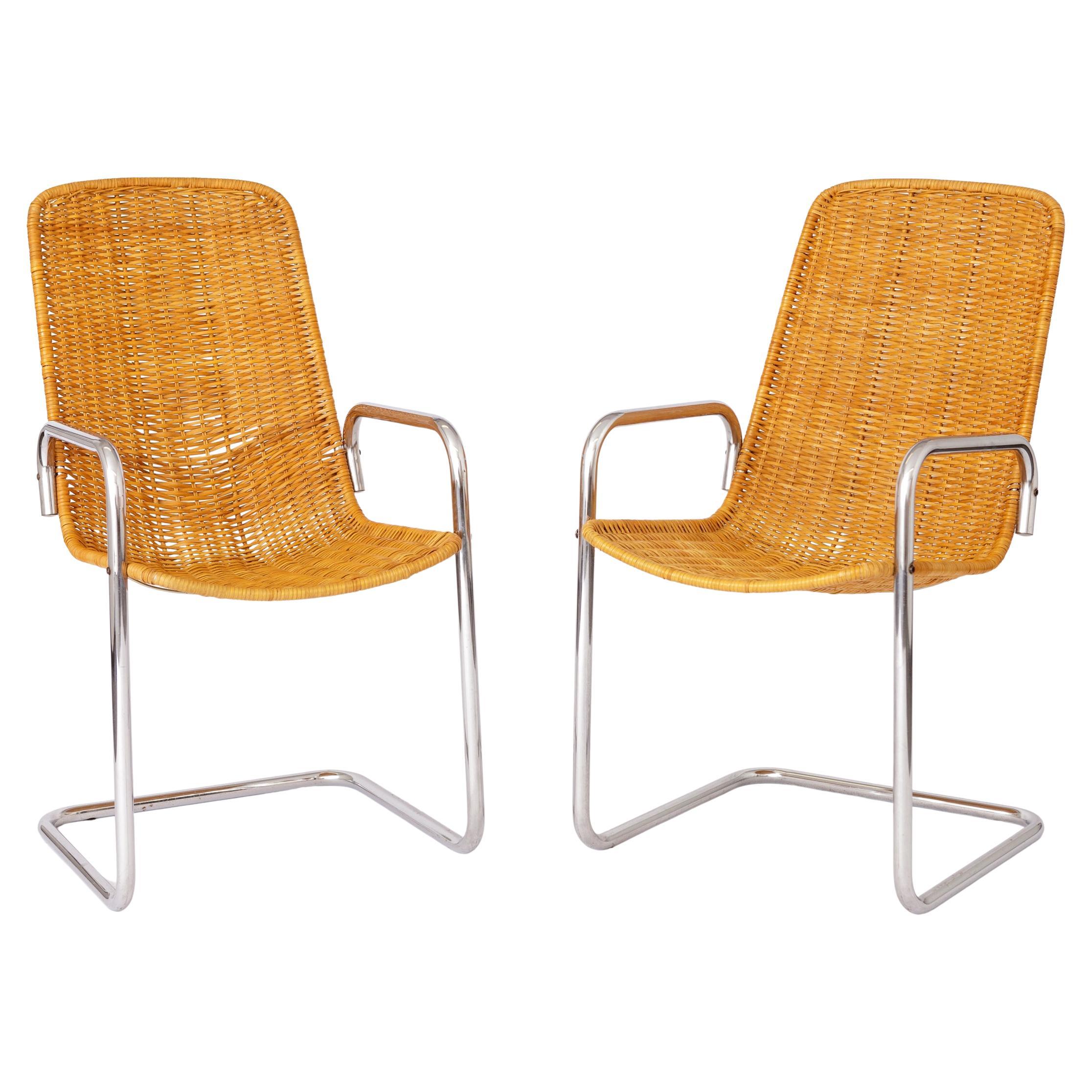 2 Cantilever Chairs 1970s - Italy