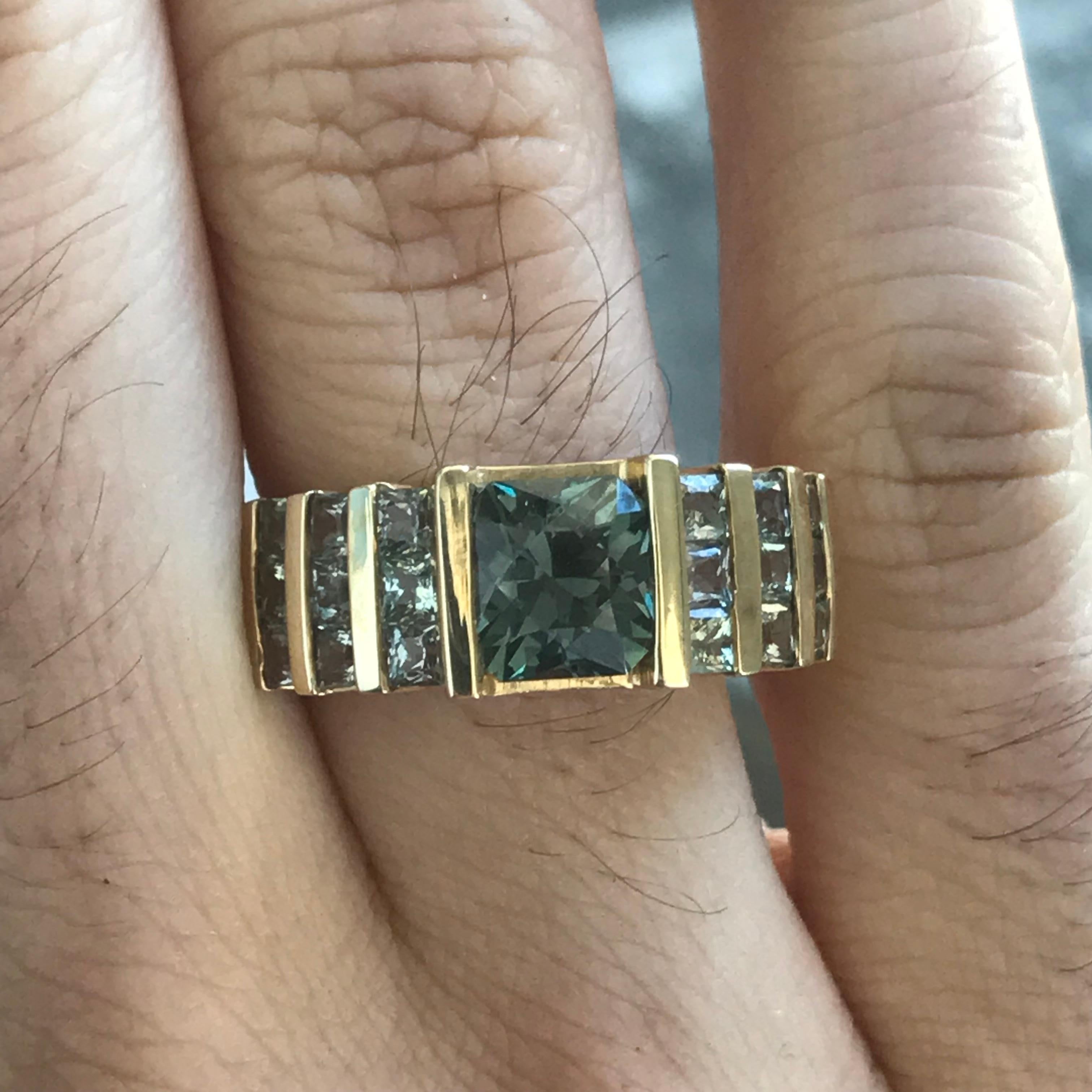 2 Carat Approximate Asscher Green Sapphire and Diamond Ring, Ben Dannie im Zustand „Hervorragend“ im Angebot in West Hollywood, CA