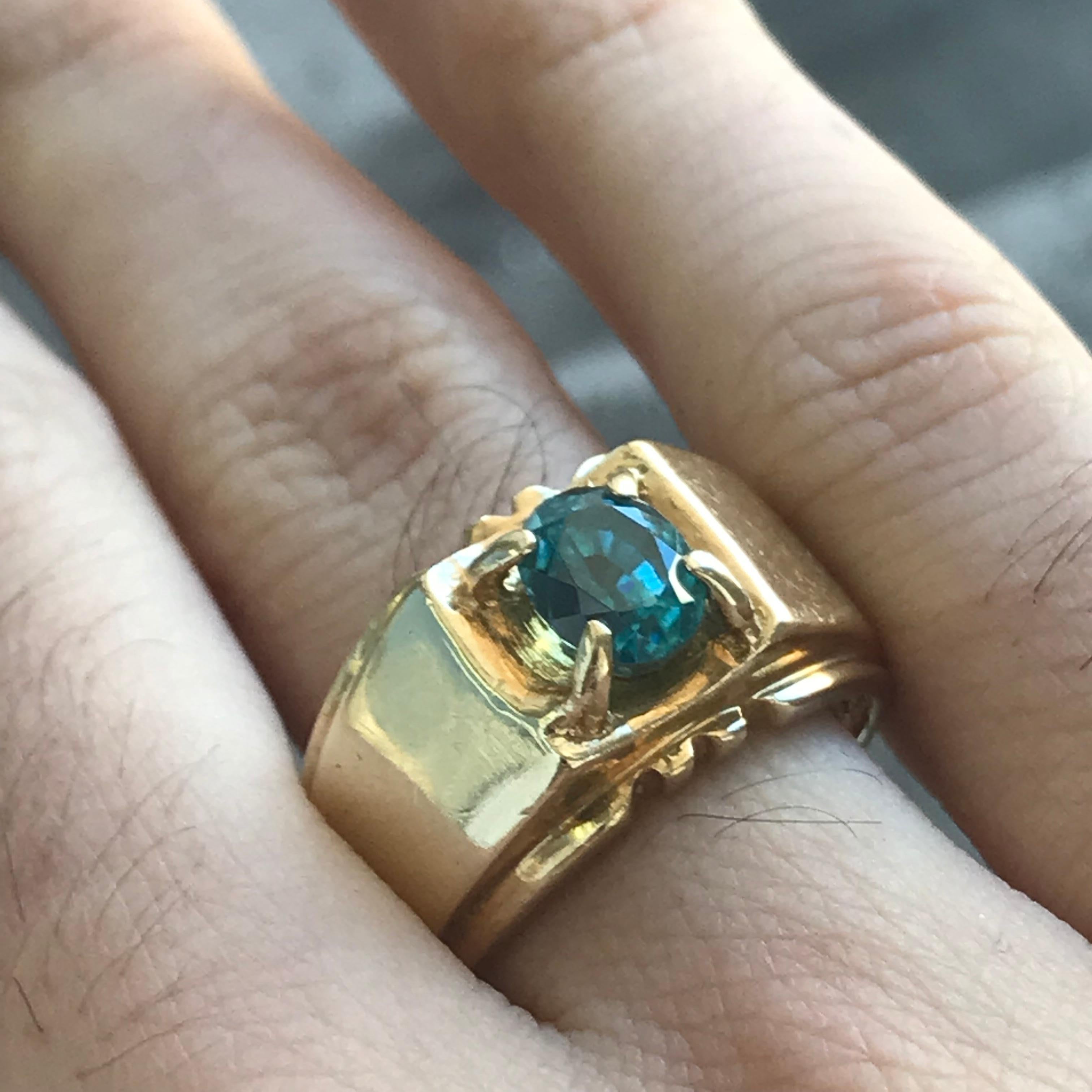 2 Carat Approximate Oval Blue Zircon in 14 Karat Gold Men's Ring, Ben Dannie For Sale 1
