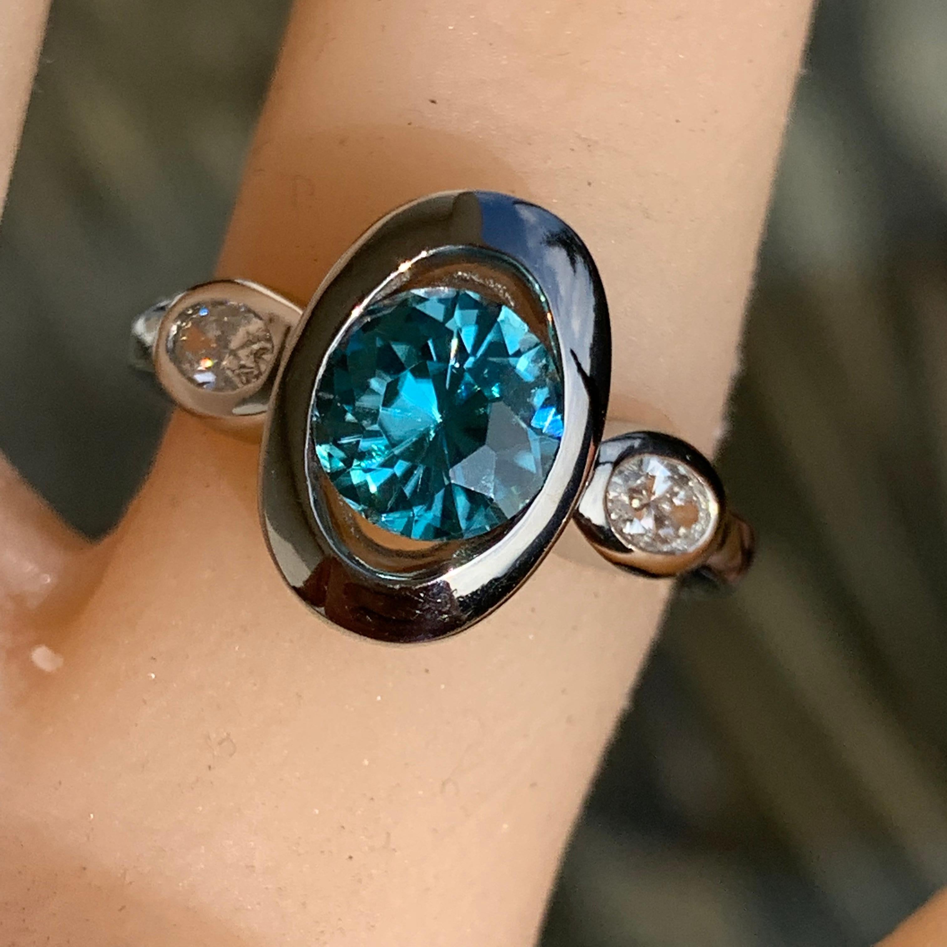 2 Carat Approximate Round Blue Topaz and Diamond Ring, Ben Dannie Design In New Condition For Sale In West Hollywood, CA