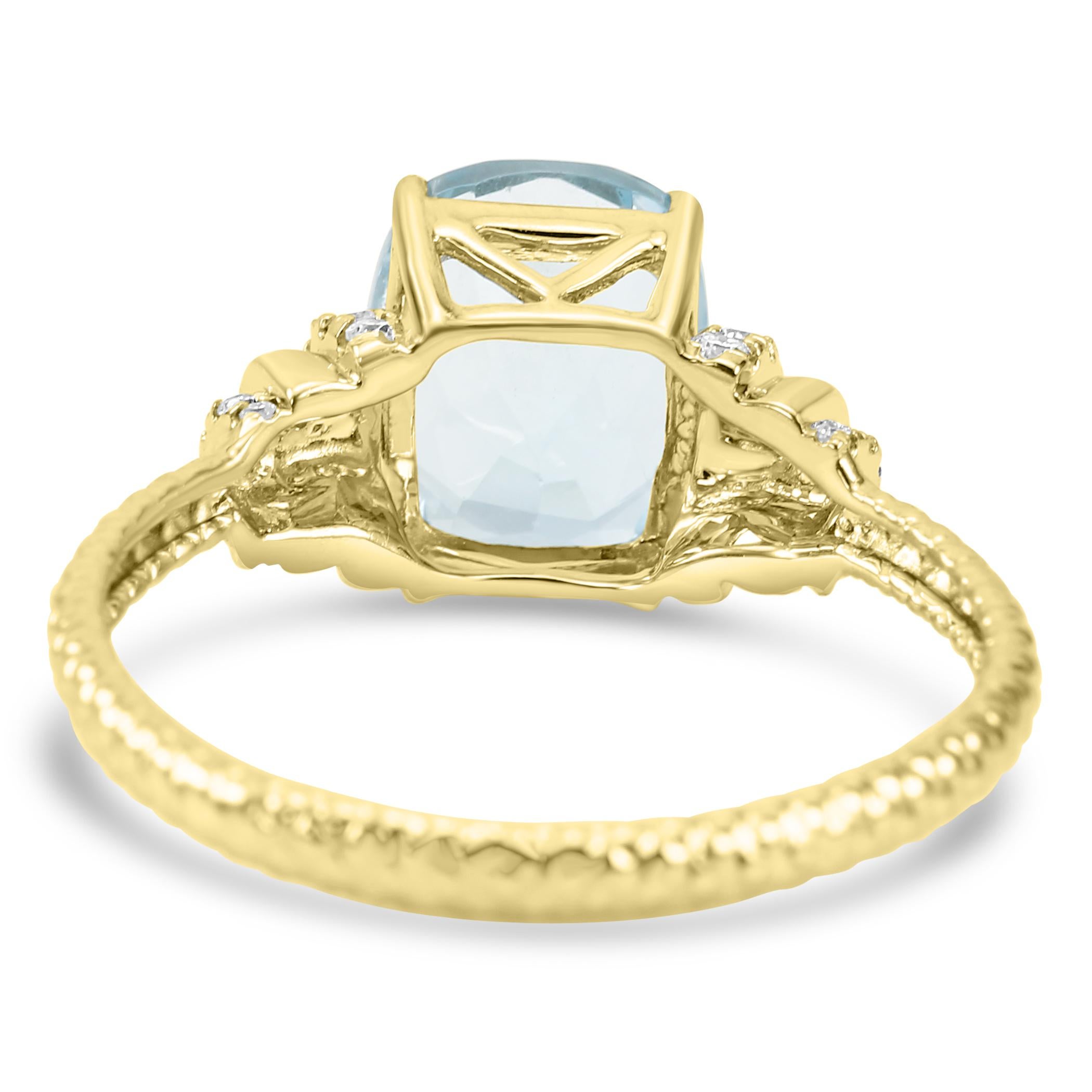 2 Carat Aquamarine Cushion & White Diamond Round 14 Karat Fashion Cocktail Ring For Sale 1