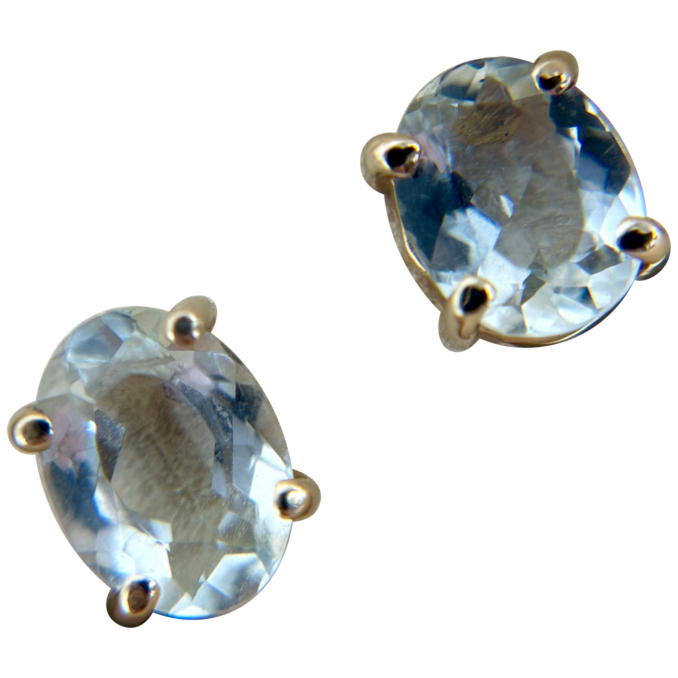 2 Carat Aquamarine Stud Earrings 14K Yellow Gold