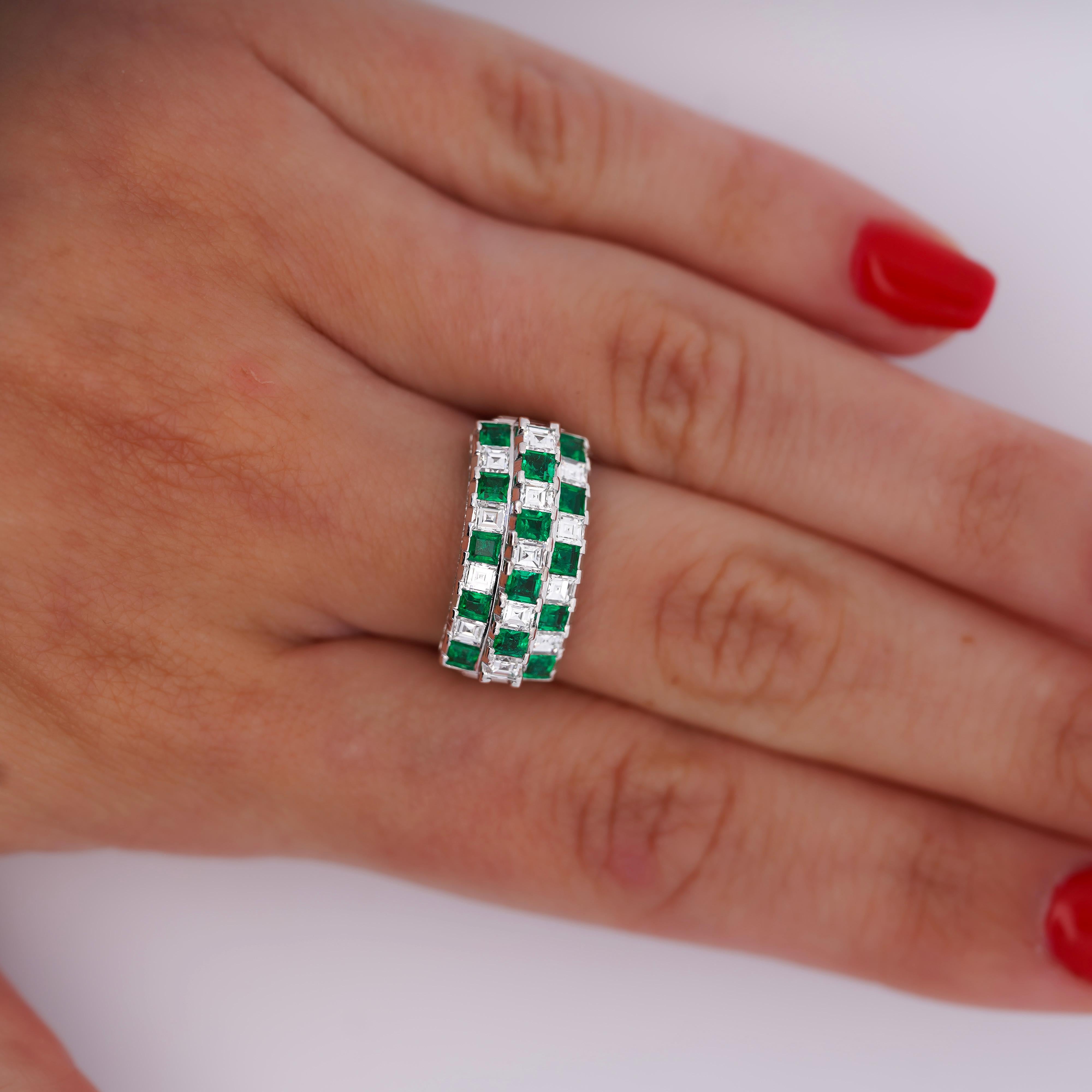 Bague à damier en émeraude et diamant de 2 carats, taille Asscher Neuf - En vente à Miami, FL