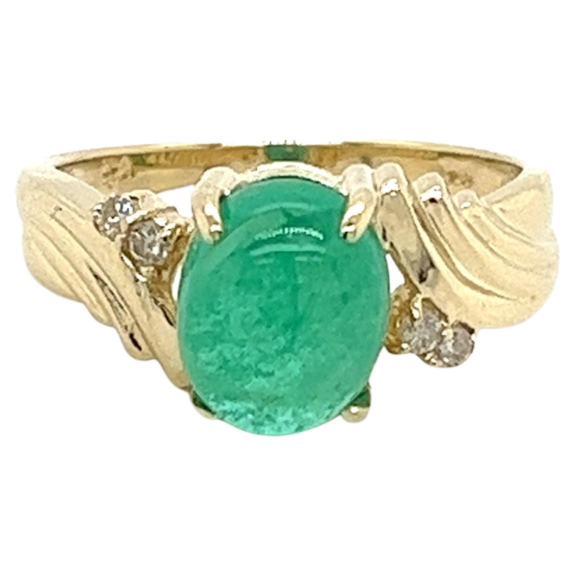 2 Carat Cabochon Cut Natural Emerald & Diamond in textured 14K Yellow Gold Ring For Sale
