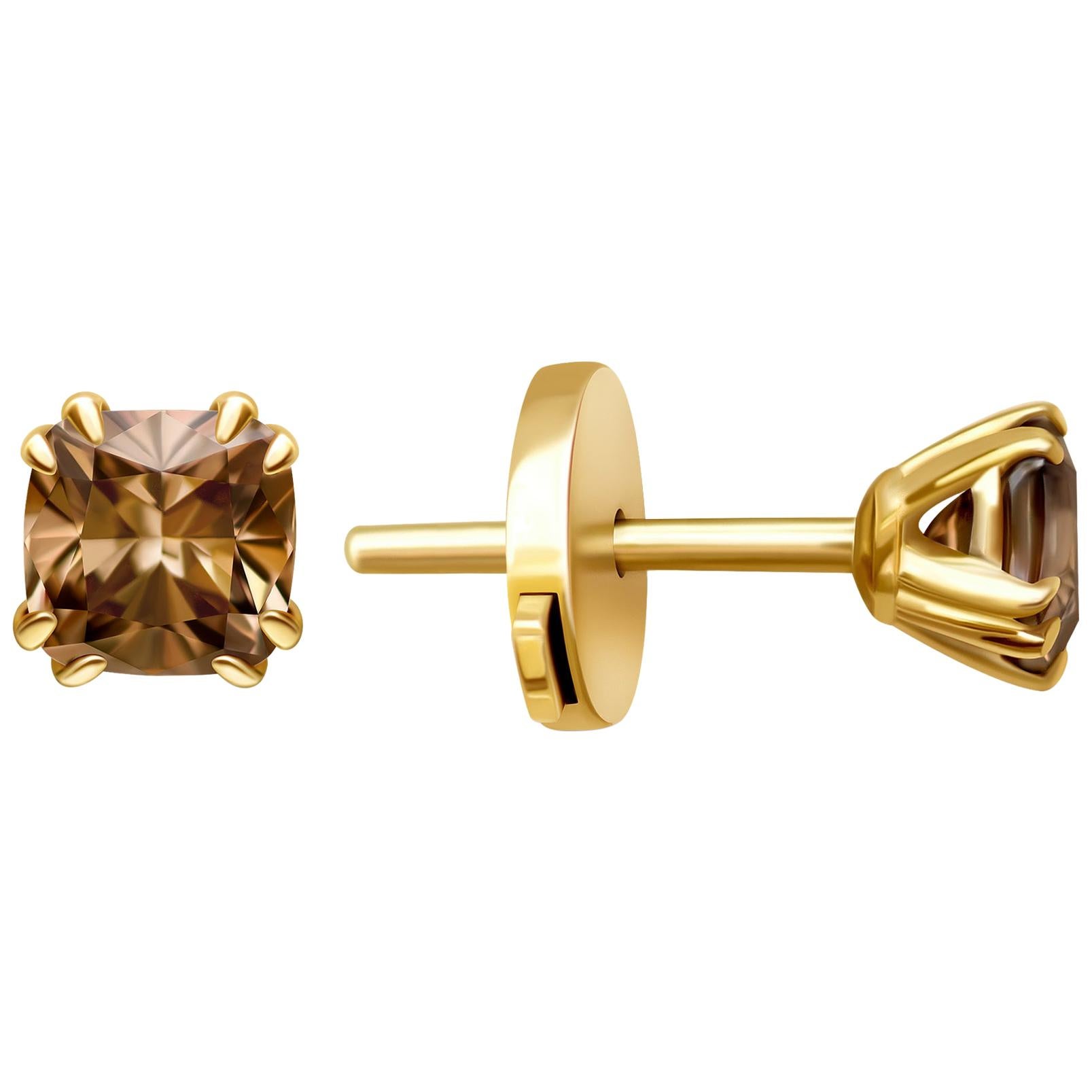 2 Carat Cognac Diamond 14 Karat Yellow Gold Stud Earrings For Sale