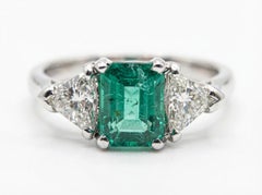 2 Carat Colombian Emerald Diamond Platinum Ring