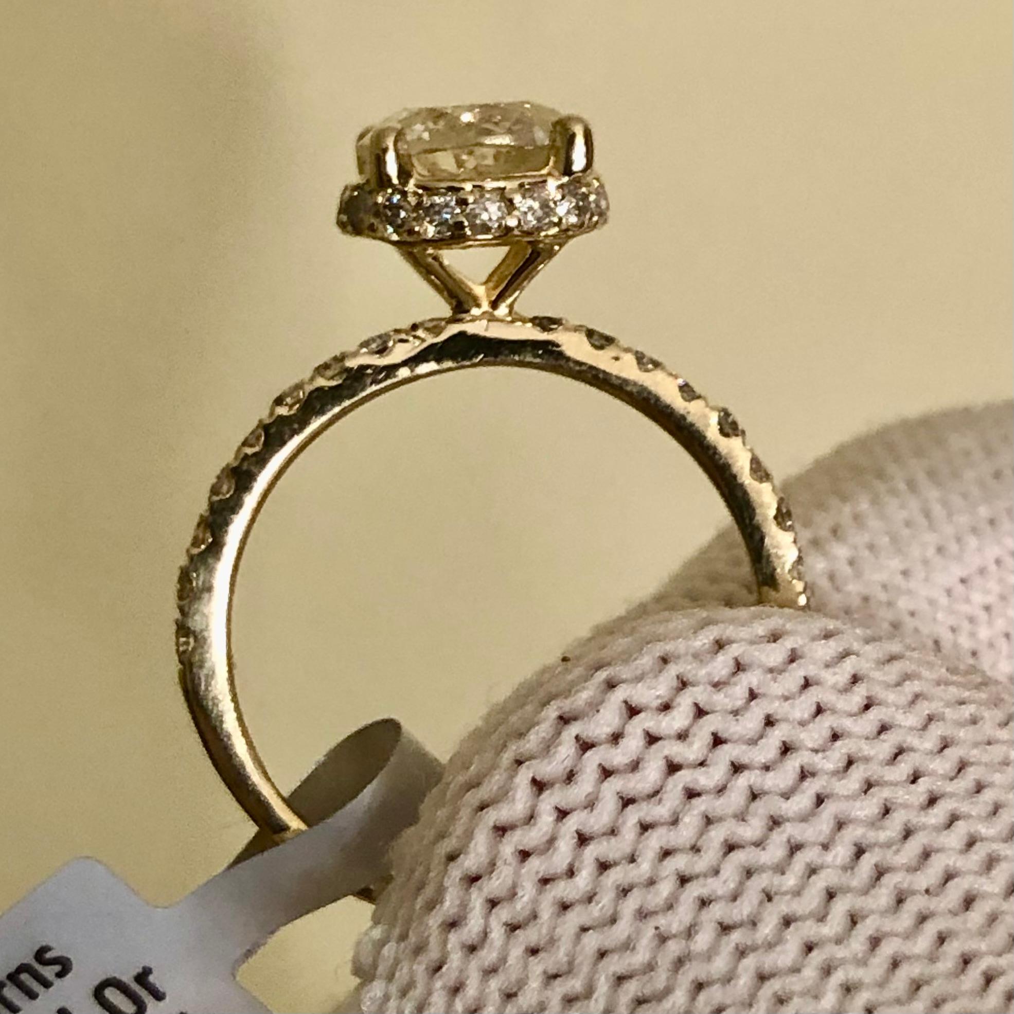 2 carat diamond ring natural