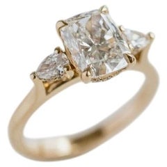 2 Karat Cushion Statement Brillant Weiß Effortless Elegance Diamantring
