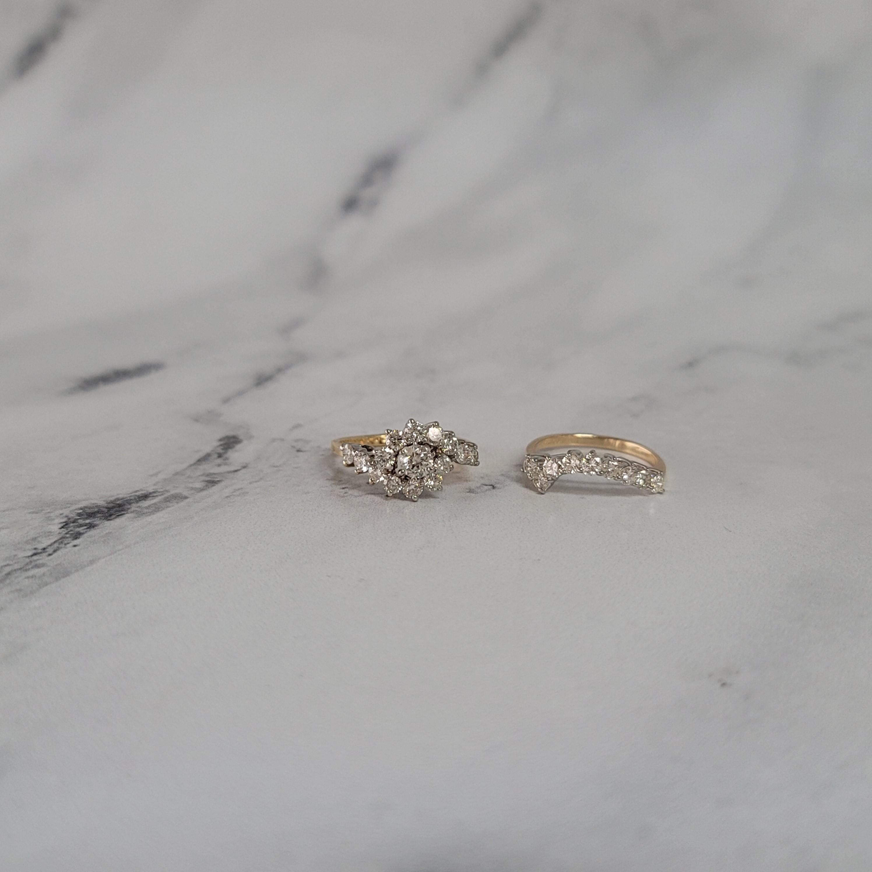 Women's or Men's 2 Carat Diamond Bridal Ring Set 14k Two-Toned Gold For Sale