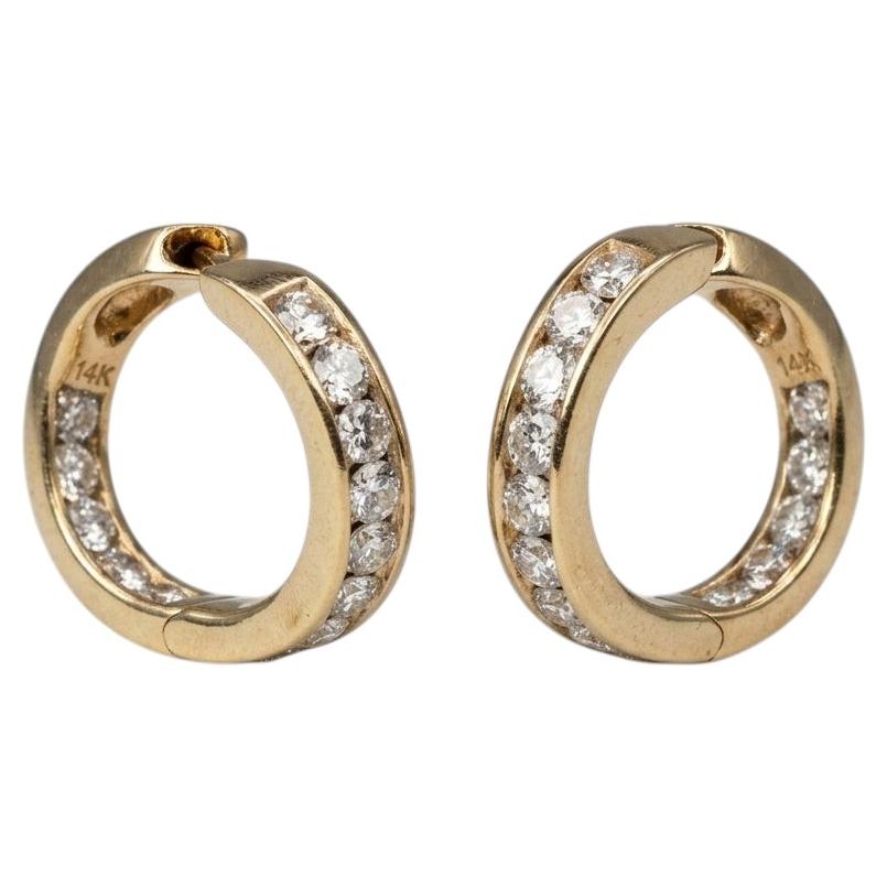 Boucles d'oreilles créoles « Inside-Out » avec diamant de 2 carats, en or jaune 14 carats
