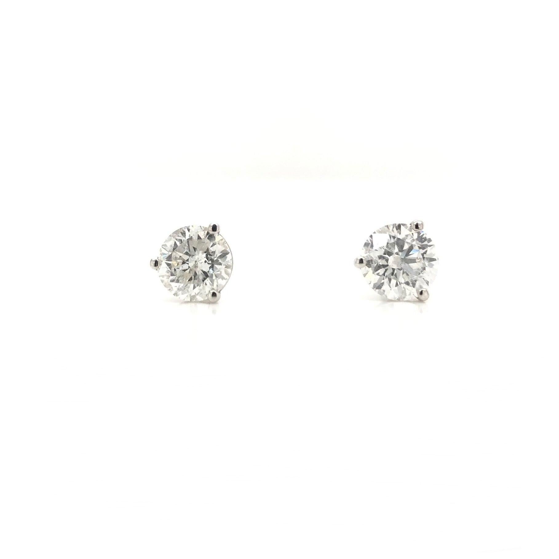 2 Carat DTW Diamond Stud Earrings In New Condition For Sale In Montgomery, AL