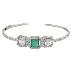 2 Carat Emerald Bracelet