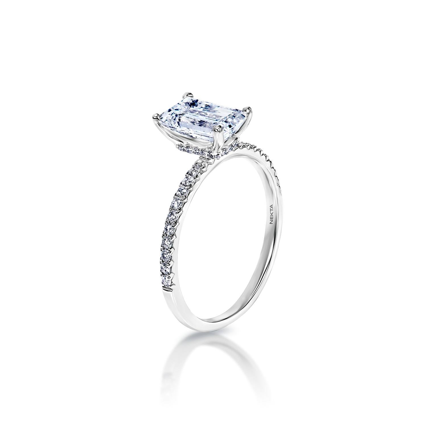 2 Karat Diamant-Verlobungsring mit Smaragdschliff, zertifiziert E VS1 im Zustand „Neu“ im Angebot in New York, NY