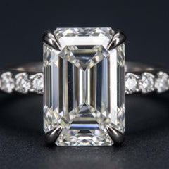 2 Carat Emerald Cut Diamond Engagement Ring in Platinum