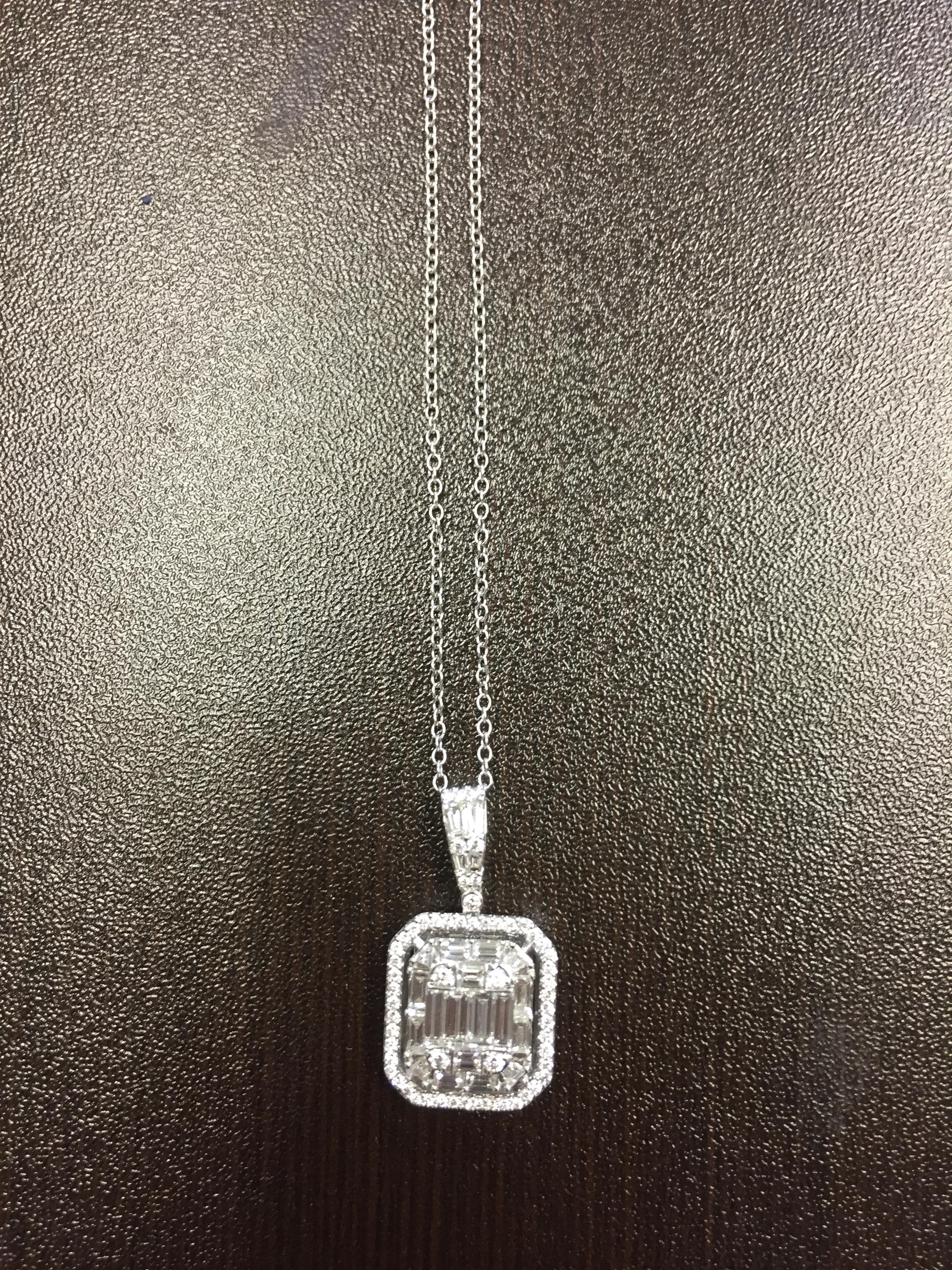2 Karat Smaragdschliff-Diamant-Anhänger Damen im Angebot