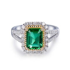 2 Carat Emerald Diamond Ring 18 Karat White Gold