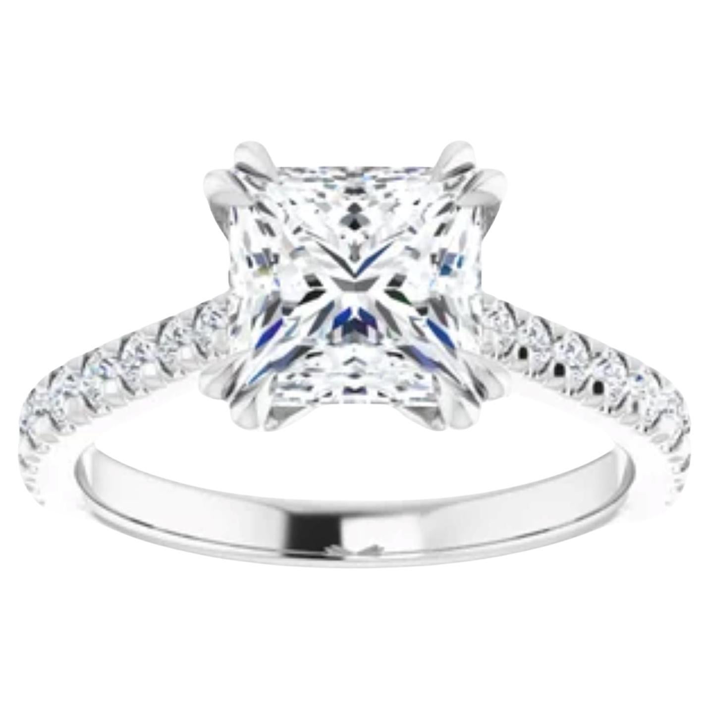 2 carat Engagement Ring (Princess cut) For Sale
