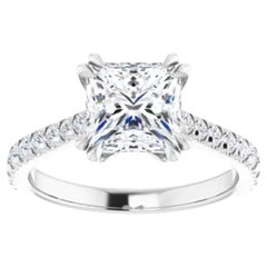 Used 2 carat Engagement Ring (Princess cut)