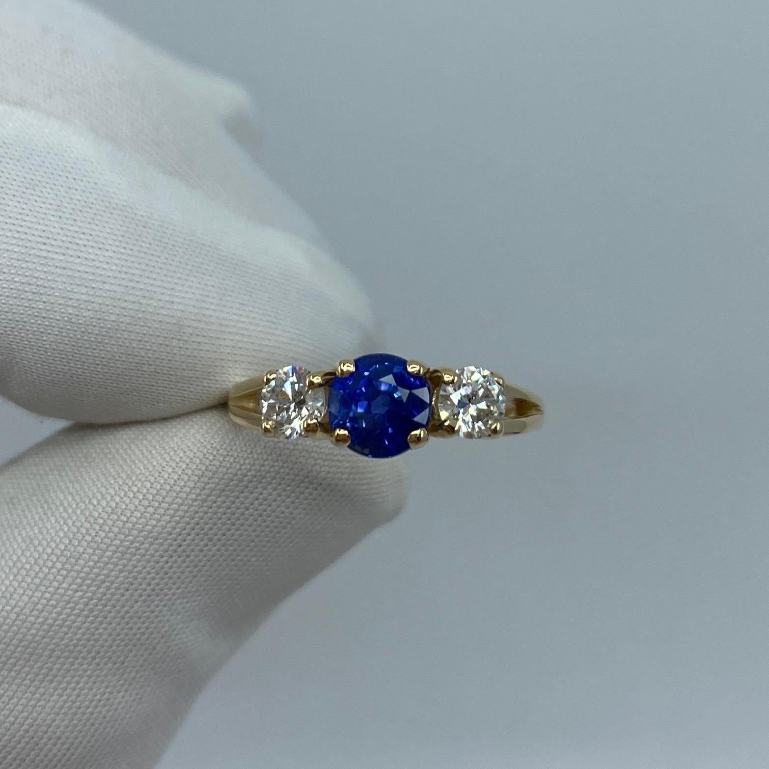 2 Carat Fine Cornflower Blue Ceylon Sapphire and Diamond Three-Stone Gold Ring 2