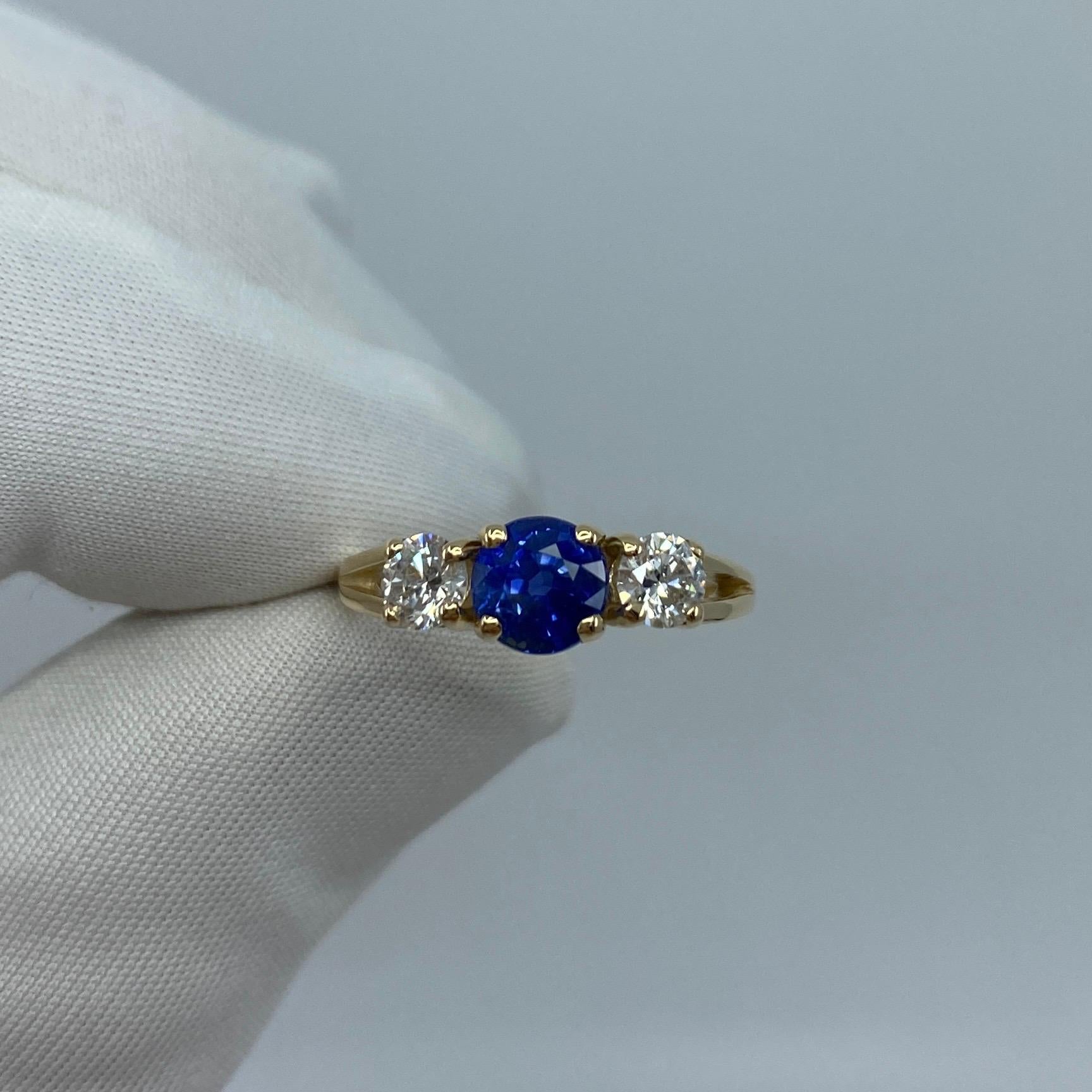 2 Carat Fine Cornflower Blue Ceylon Sapphire and Diamond Three-Stone Gold Ring 4