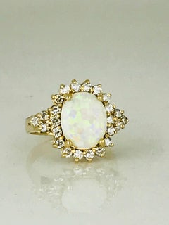 2 Carat Fire Opal, Halo 14 Karat Ring, Contemporary 1.50 Carat Diamonds