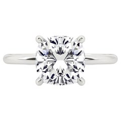 Bague de fiançailles en platine avec solitaire certifié GIA de 2 carats à taille coussin