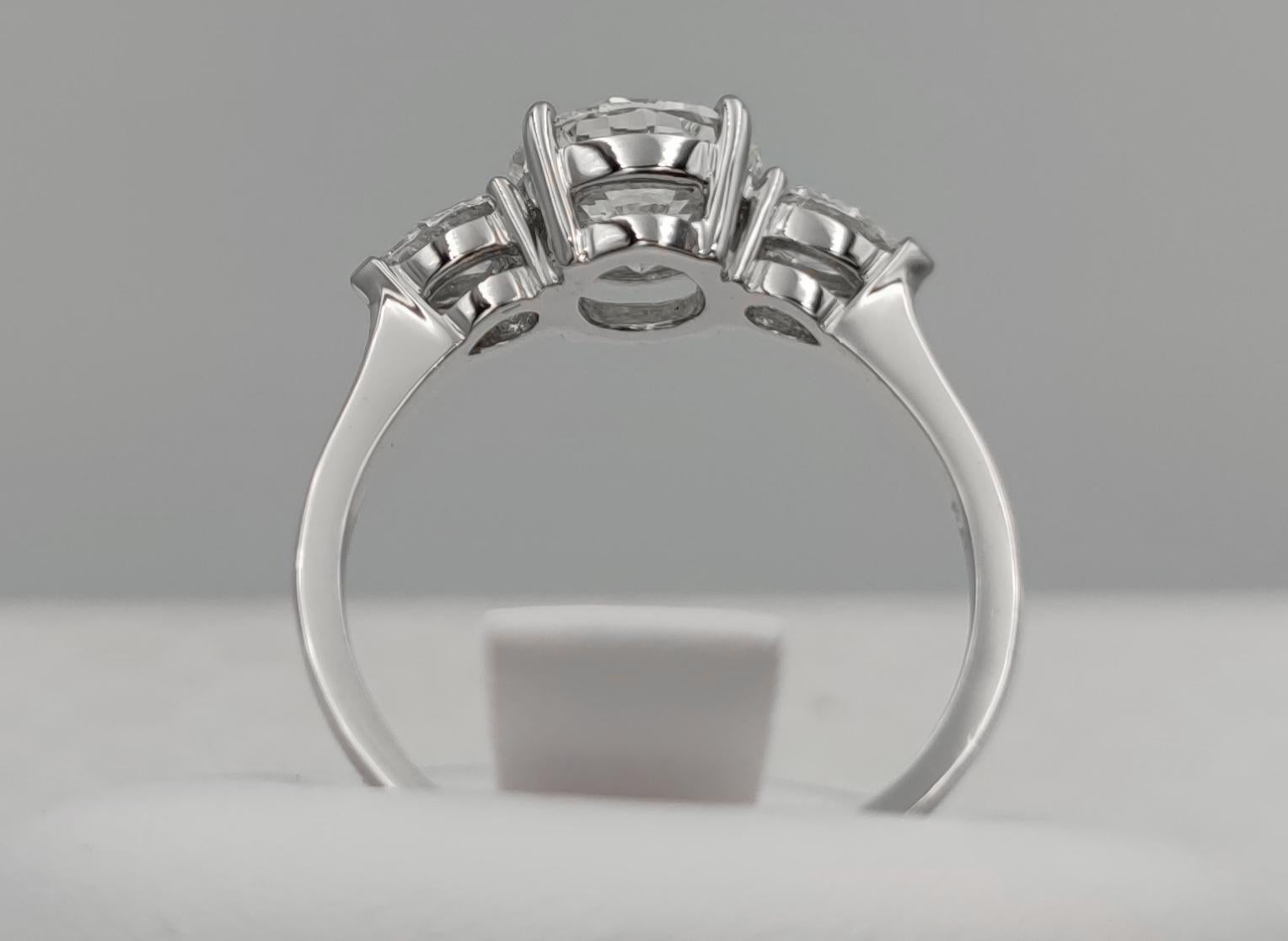 2 carat diamond ring vs1