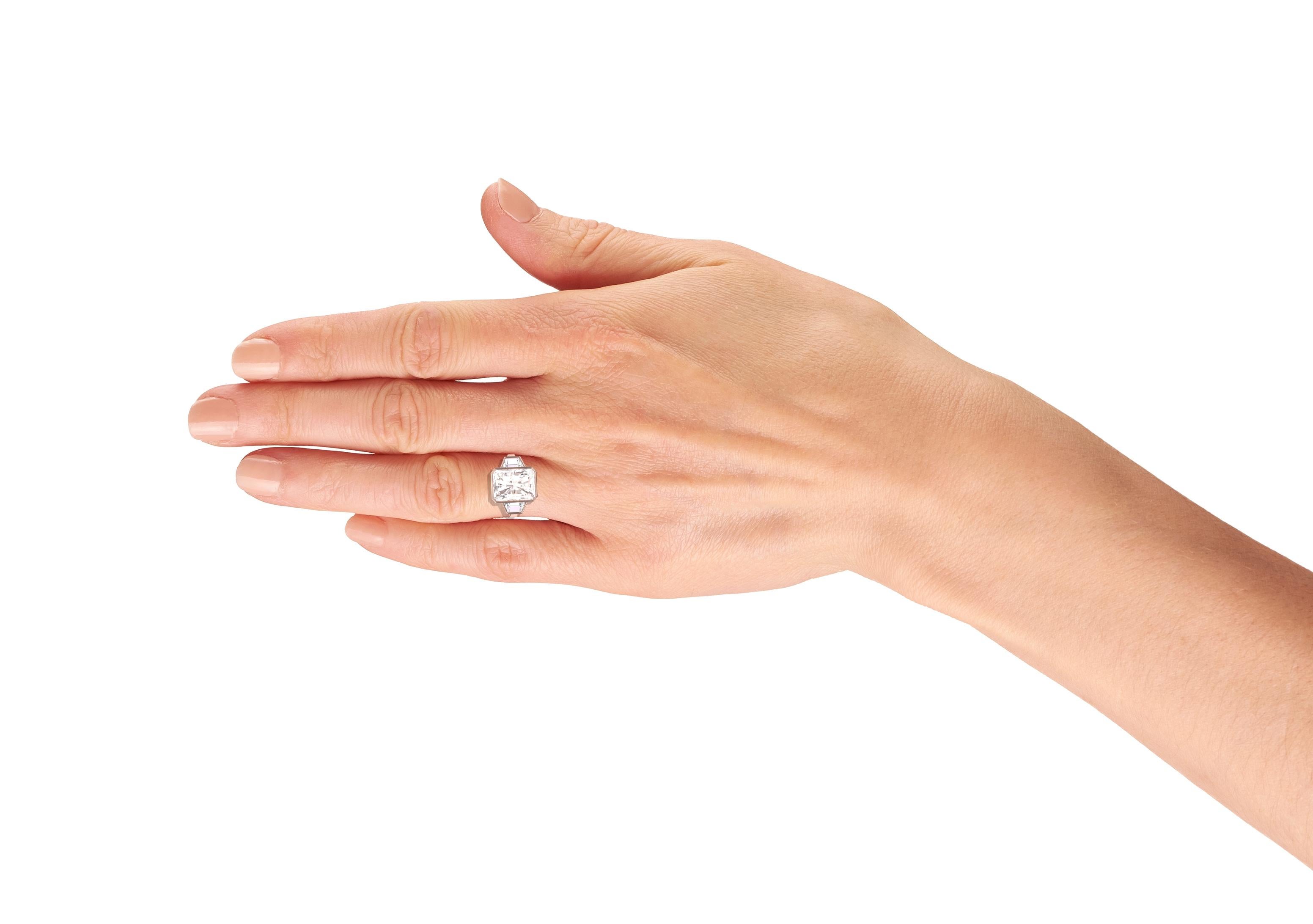 Modern 2 Carat GIA K-SI1 Radiant Cut Criss Cut Morganite Rose Gold Diamond Ring For Sale