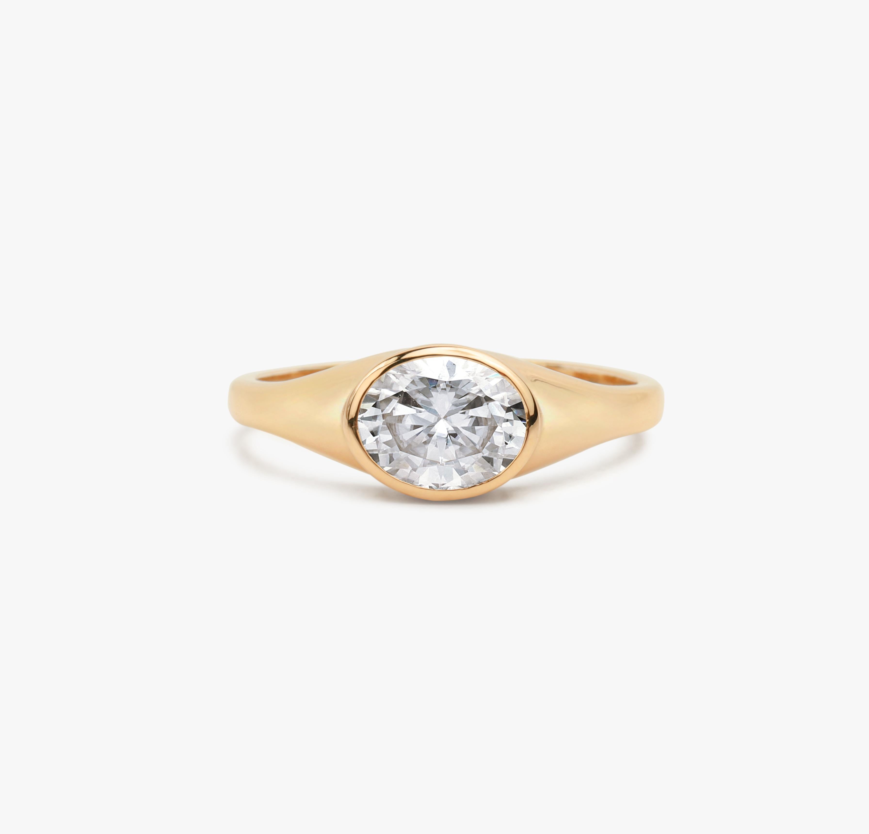 GIA Report Certified 2 Carat Oval Cut Diamond Signet Ring for Men and Women in 18k Solid Gold (Bague de chevalière pour hommes et femmes en or massif 18k) 

Disponible en or jaune 18 carats.

Le même design peut être réalisé avec d'autres pierres