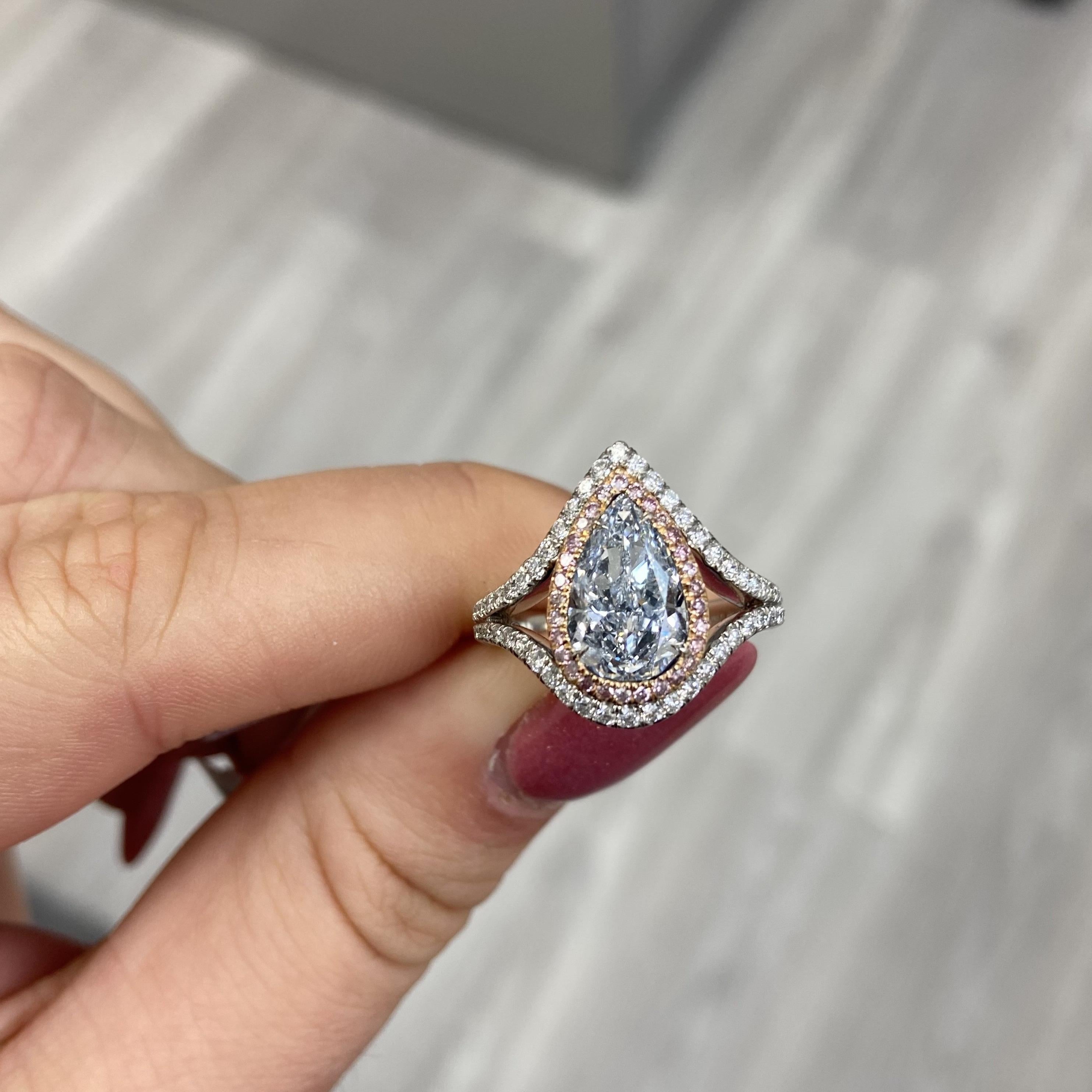 2 Carat GIA Very Light Blue VVS2 Diamond Ring In New Condition For Sale In New York, NY