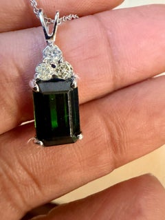 2 Carat Green Tourmaline & Diamond Pendant / Necklace 14 Karat White Gold, 16"L