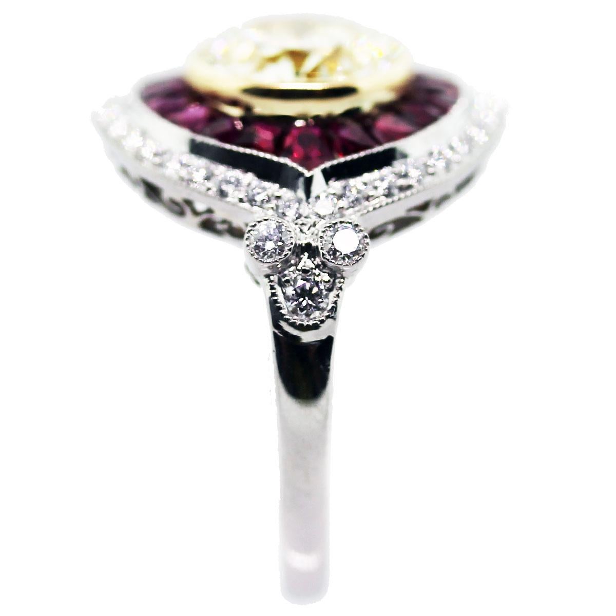 Round Cut 2 Carat Halo Style Engagement Ring For Sale