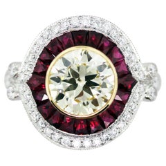Anillo de compromiso estilo halo de 2 quilates
